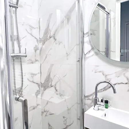 Beautiful Retreat In Апартаменты